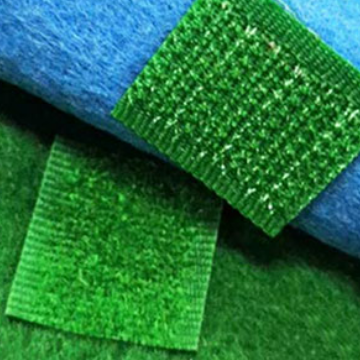 KEÇEDEN NOEL AĞACI